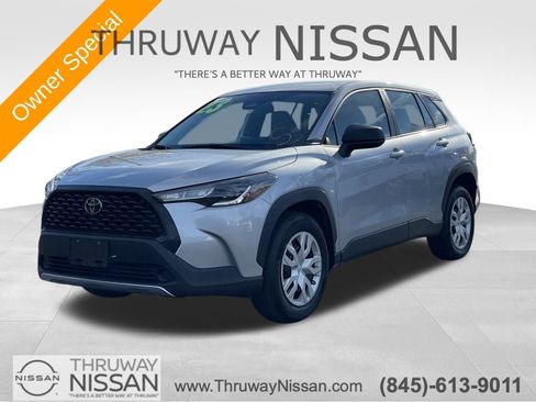 Used 2023 Toyota Corolla Cross L image 1