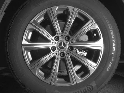 Used 2024 Mercedes-Benz GLC 300 image 12