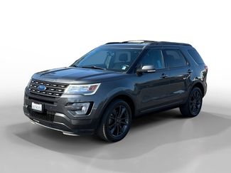 Used 2017 Ford Explorer XLT w/ Equipment Group 202A image 1
