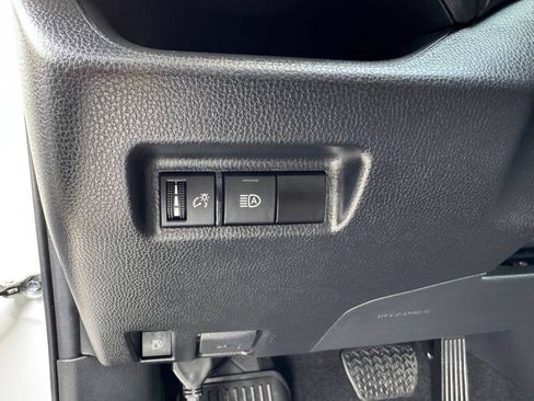 Used 2024 Toyota RAV4 LE AWD/4WD image 14