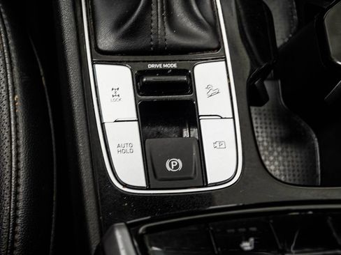 Used 2024 Hyundai Santa Cruz Night AWD/4WD image 22