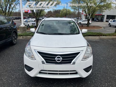 Used 2018 Nissan Versa S image 19