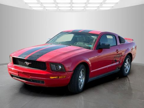 Used 2005 Ford Mustang Coupe image 9