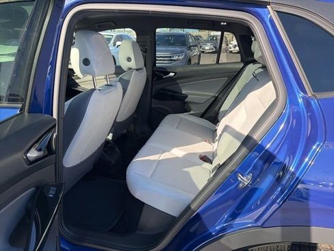 Certified 2022 Volkswagen ID.4 Pro S image 21