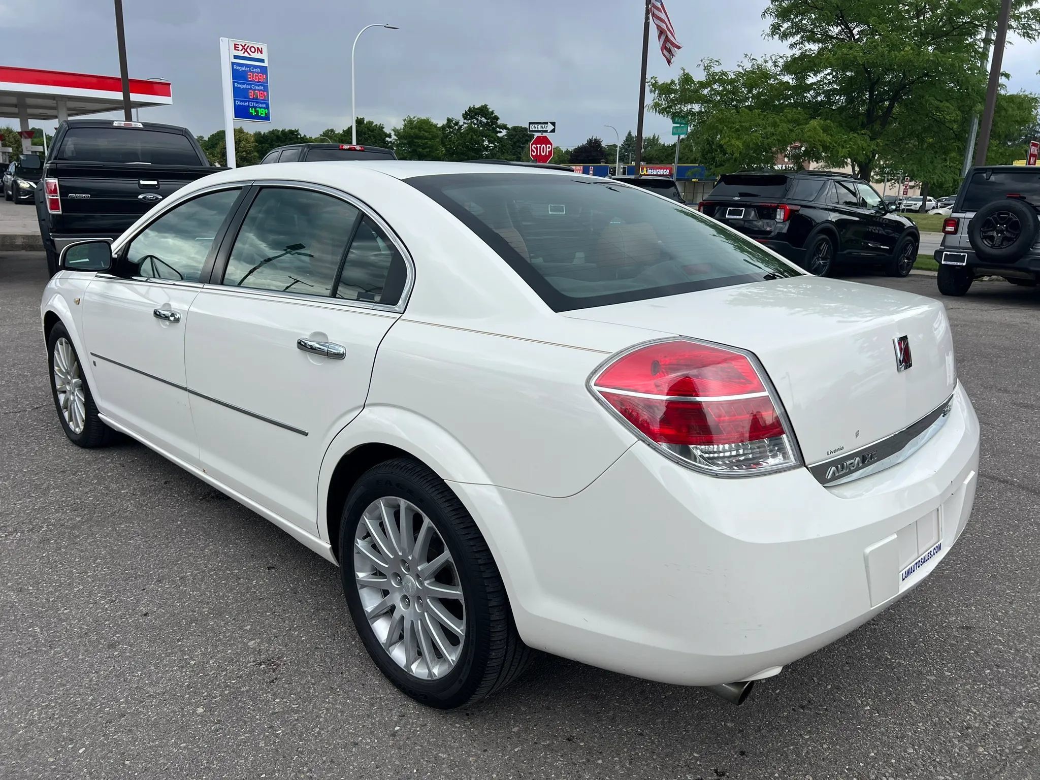 Used 2007 Saturn Aura XR w/ Premium Trim Pkg FWD image 8