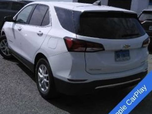 Used 2024 Chevrolet Equinox LT AWD/4WD image 3