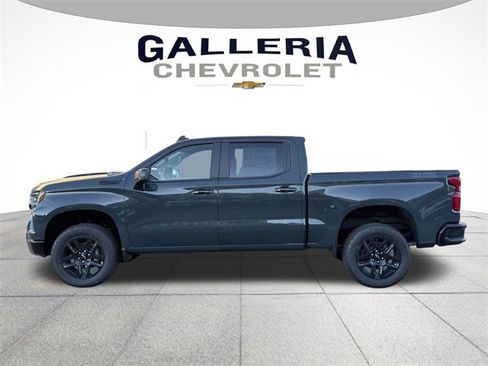 New 2026 Chevrolet Silverado 1500 LT Trail Boss w/ Dark Appearance Package image 4