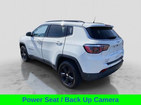 Certified 2018 Jeep Compass Latitude image 3