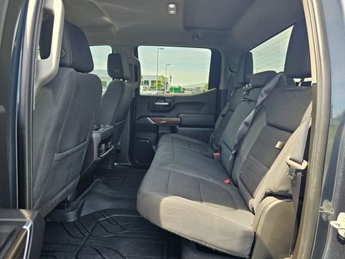 Used 2019 Chevrolet Silverado 1500 LT Trail Boss AWD/4WD image 17