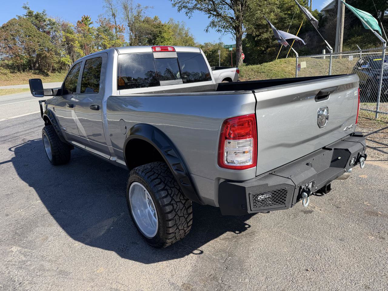Used 2020 RAM 2500 Tradesman AWD/4WD image 3