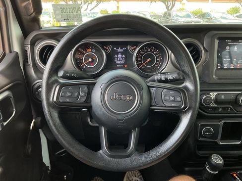 Used 2023 Jeep Wrangler Unlimited Sport AWD/4WD image 32