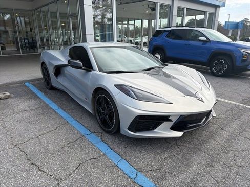 Used 2023 Chevrolet Corvette Stingray Coupe w/ Engine Appearance Package image 3