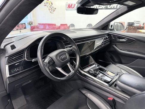 Used 2019 Audi Q8 Prestige w/ Luxury Package image 19