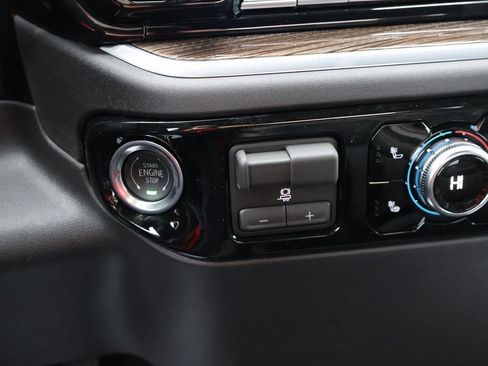 New 2026 GMC Sierra 1500 Elevation image 24