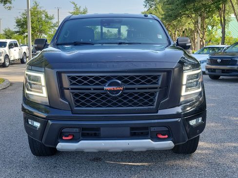 Used 2020 Nissan Titan PRO-4X w/ Pro-4x Convenience Package AWD/4WD image 2