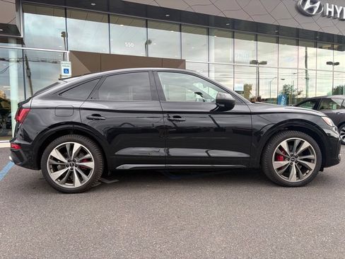 Used 2021 Audi SQ5 Prestige w/ Prestige Package AWD/4WD image 3