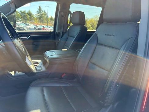 Used 2024 GMC Sierra 2500 Denali w/ Denali Reserve Package AWD/4WD image 20