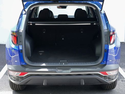 Used 2022 Hyundai Tucson SE AWD/4WD image 9