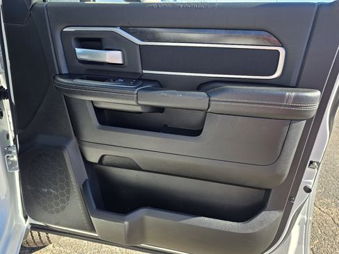 Used 2024 RAM 3500 Big Horn image 16