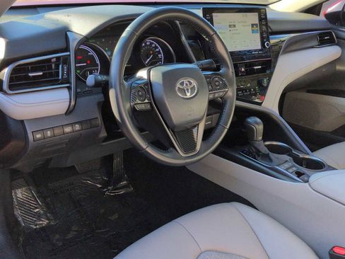 Used 2022 Toyota Camry XSE image 15