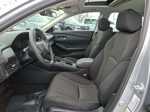 Used 2024 Honda Accord EX image 14