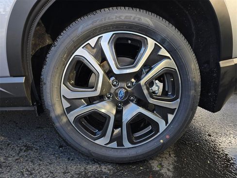 New 2026 Subaru Ascent Limited image 6