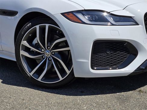 New 2024 Jaguar XF R-Dynamic SE image 6