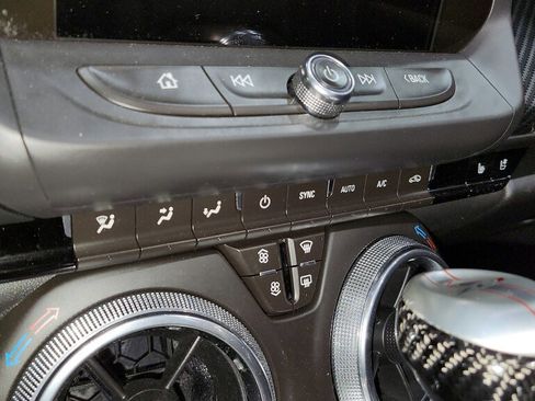 Used 2018 Chevrolet Camaro ZL1 RWD image 40