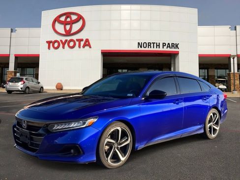 Used 2022 Honda Accord Sport image 1