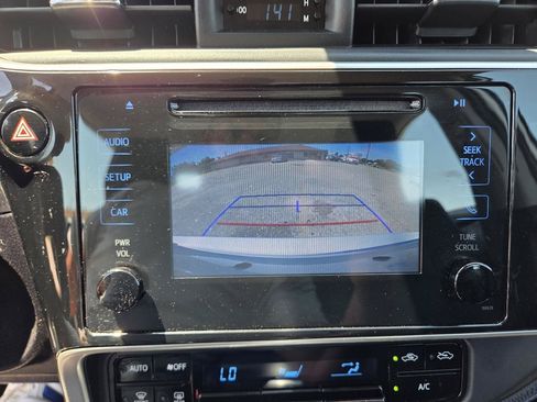 Used 2019 Toyota Corolla SE FWD image 29