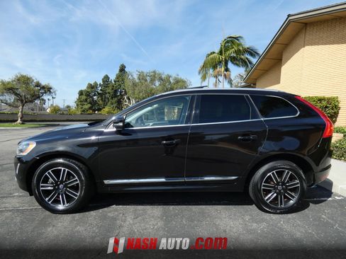 Used 2017 Volvo XC60 T5 Dynamic w/ Preferred Option Package FWD image 14