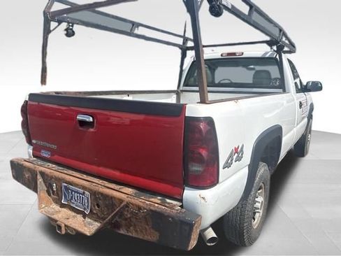 Used 2004 Chevrolet Silverado 2500 W/T w/ Skid Plate Package AWD/4WD image 14