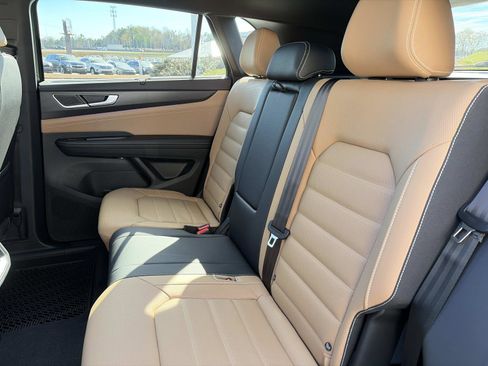 New 2026 Volkswagen Atlas Cross Sport SEL image 12