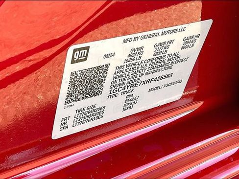 Used 2024 Chevrolet Silverado 2500 High Country w/ High Country Premium Package image 14