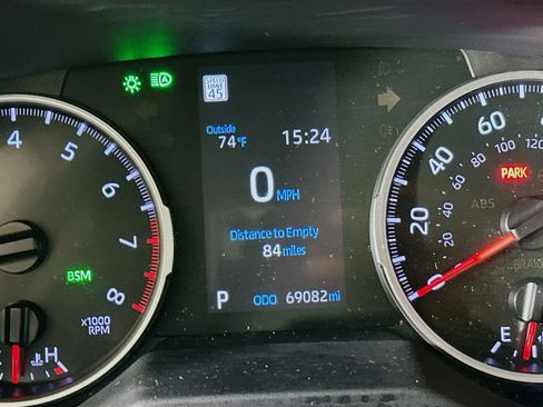 Used 2022 Toyota RAV4 XLE w/ Convenience Package image 19