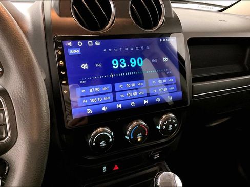 Used 2017 Jeep Patriot Sport w/ Power Value Group FWD image 15