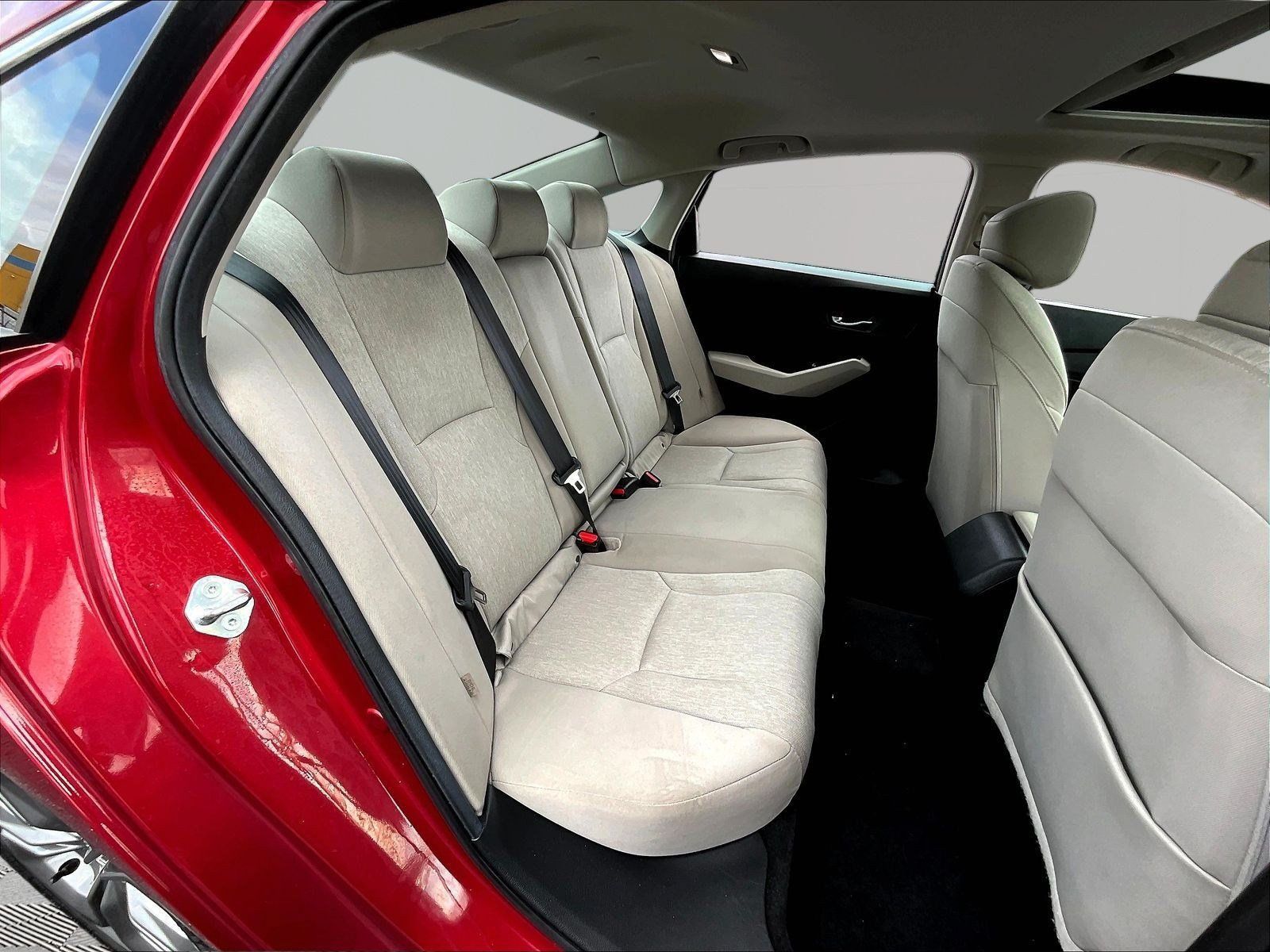 Used 2024 Honda Accord EX image 23