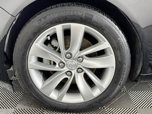 Used 2016 Buick Regal image 36