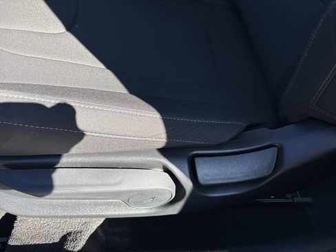 Used 2024 Hyundai Elantra SEL FWD image 13