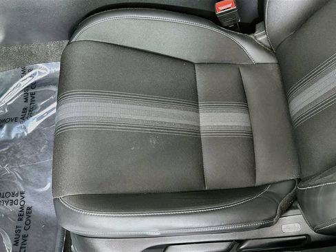 Used 2023 Honda Civic Sport image 19