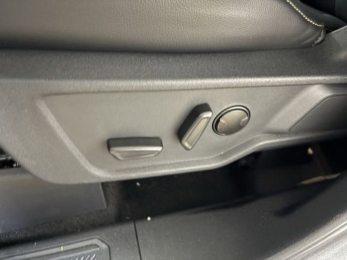 New 2025 Ford Bronco Badlands image 25