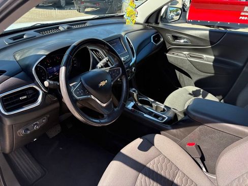 Used 2020 Chevrolet Equinox LT FWD image 7