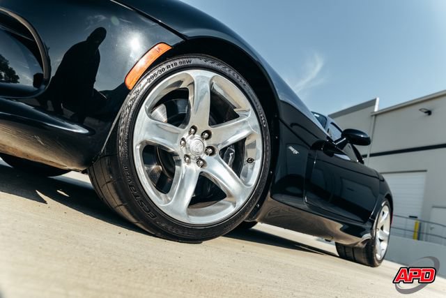 Used 2013 SRT Viper SRT-10 w/ Grand Touring Pkg RWD image 23