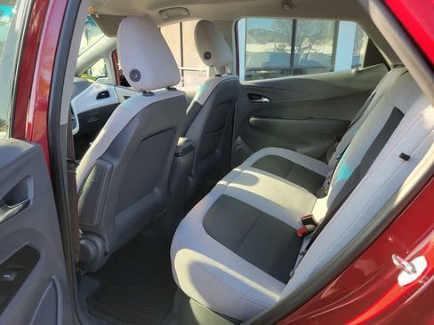 Used 2017 Chevrolet Bolt LT FWD image 12
