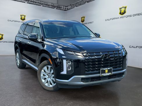 Used 2024 Hyundai Palisade SEL FWD image 3