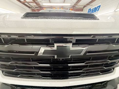 Used 2025 Chevrolet Silverado 2500 LT w/ Trail Boss Package AWD/4WD image 29