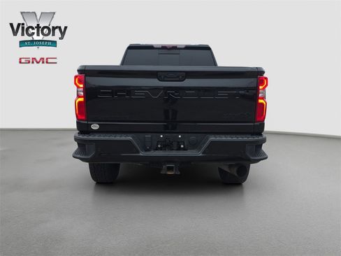 Used 2024 Chevrolet Silverado 3500 High Country w/ High Country Premium Package image 16