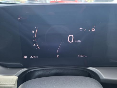 Used 2024 Buick Encore GX Avenir w/ Avenir Technology Package FWD image 12