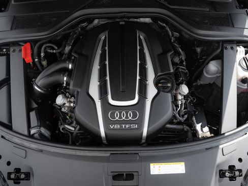 Used 2017 Audi A8 L 4.0T w/ Driver Assistance Package AWD/4WD image 36