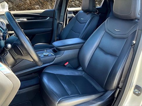 Used 2020 Cadillac XT5 Premium Luxury image 23